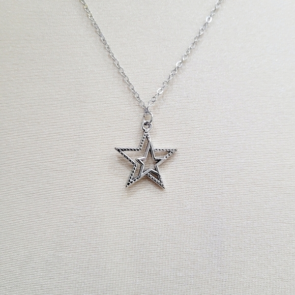 Vintage Jewelry - Brand New Silver Double Stars Necklace